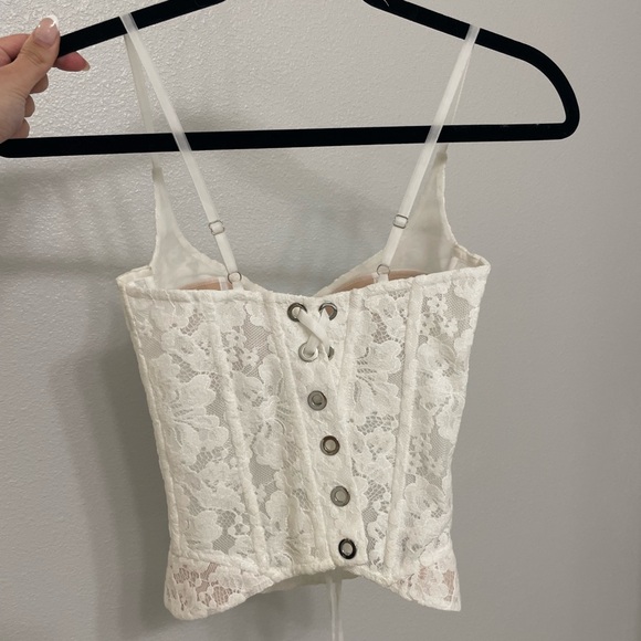 Rosie Etienne Penelope Lace Gown - Picture 7 of 16